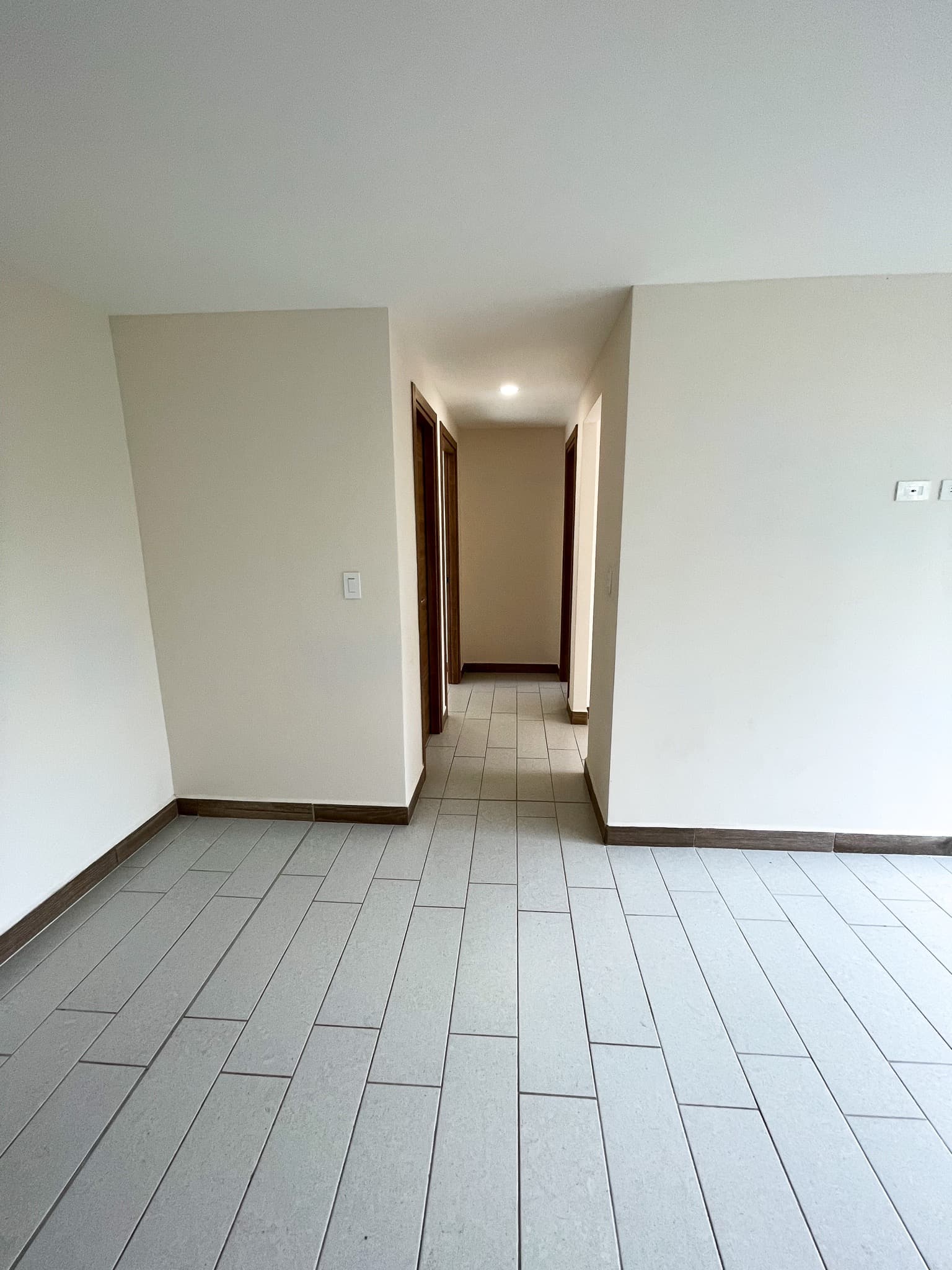 Pasillo de distribución hacia las habitaciones